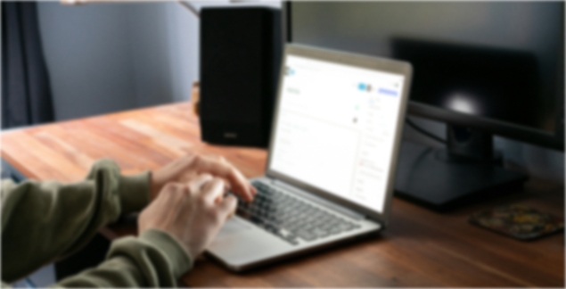 visionneeds_antifatiguelens_comparisions_image_beforeblurred